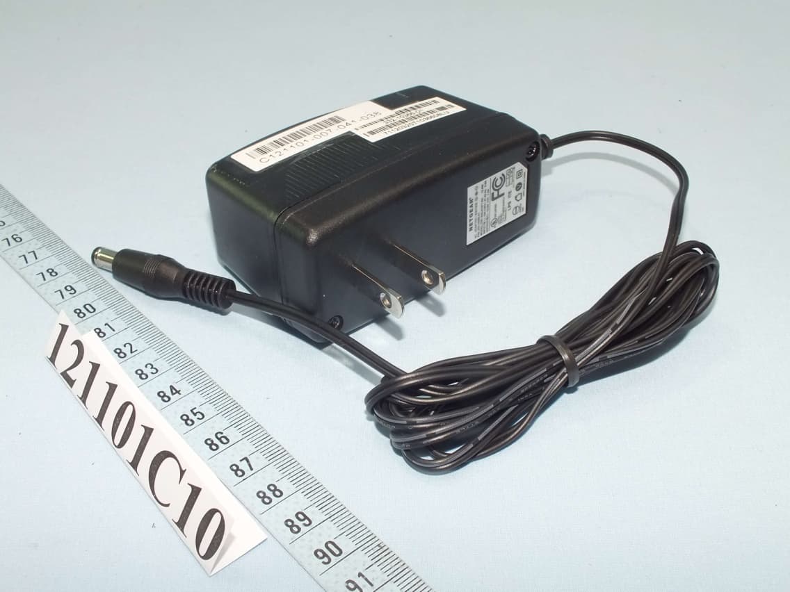 11n Wireless Router - FCC ID PY312300212 - Netgear Incorporated (2)