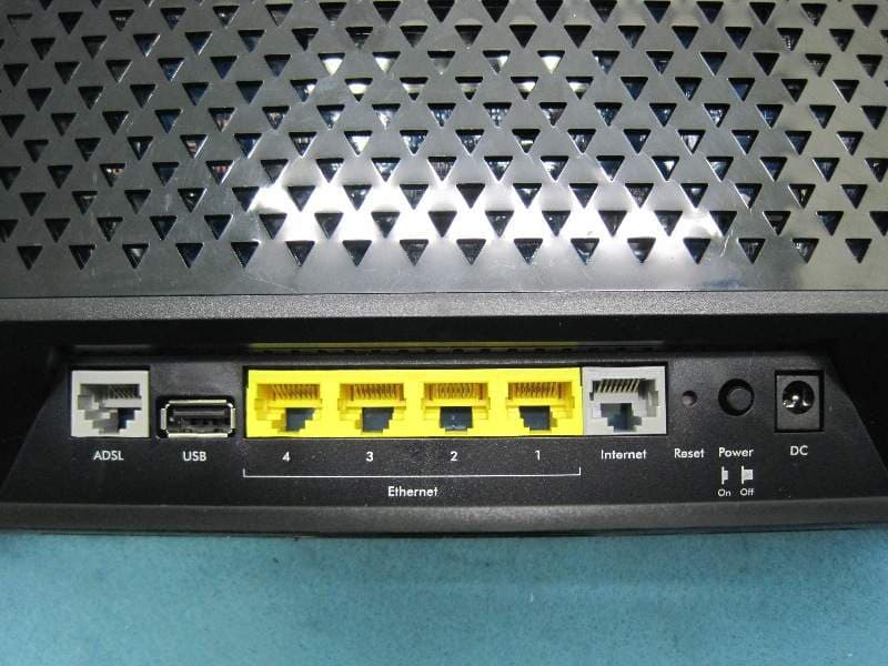 D6200 WiFi Modem Router - FCC ID PY312400216 - Netgear Incorporated (2)