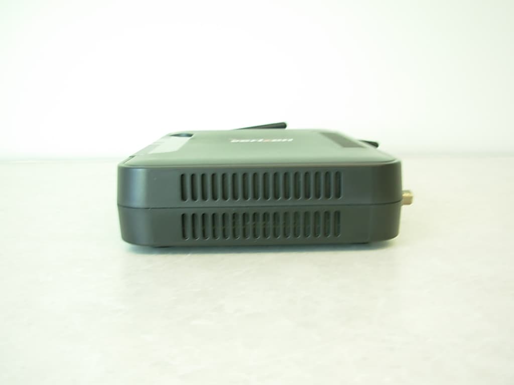 Wireless Broadband Wi-Fi Router - FCC ID PY312400224 - Netgear Incorporated