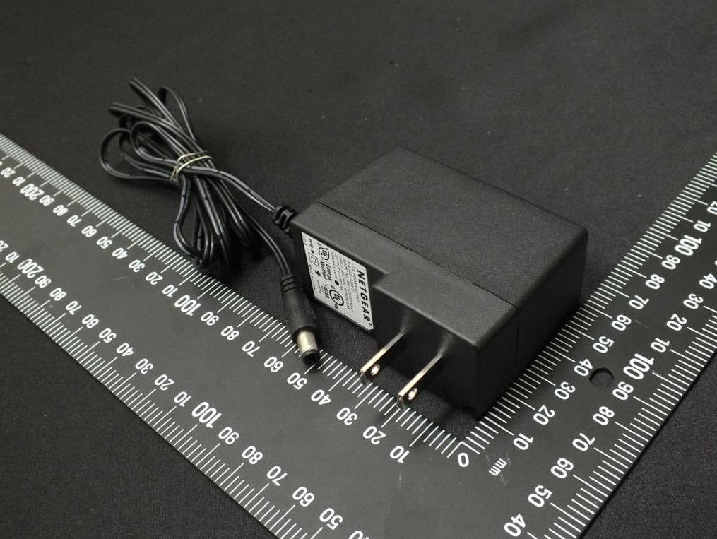 R6100 WiFi Router, R6000 WiFi Router - FCC ID PY312400225 - Netgear Incorporated (5)