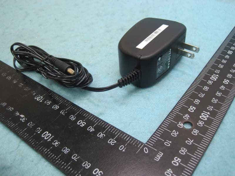 WiFi Range Extender - FCC ID PY313200230 - Netgear Incorporated (5)