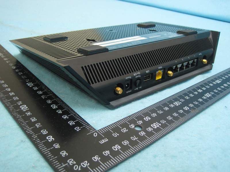 R7000 Smart WiFi Router - FCC ID PY313200233 - Netgear Incorporated (2)