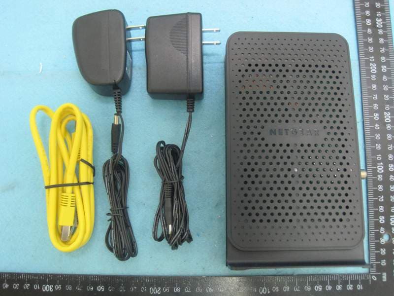 WiFi Cable Modem Router - FCC ID PY313300241 - Netgear Incorporated (3)