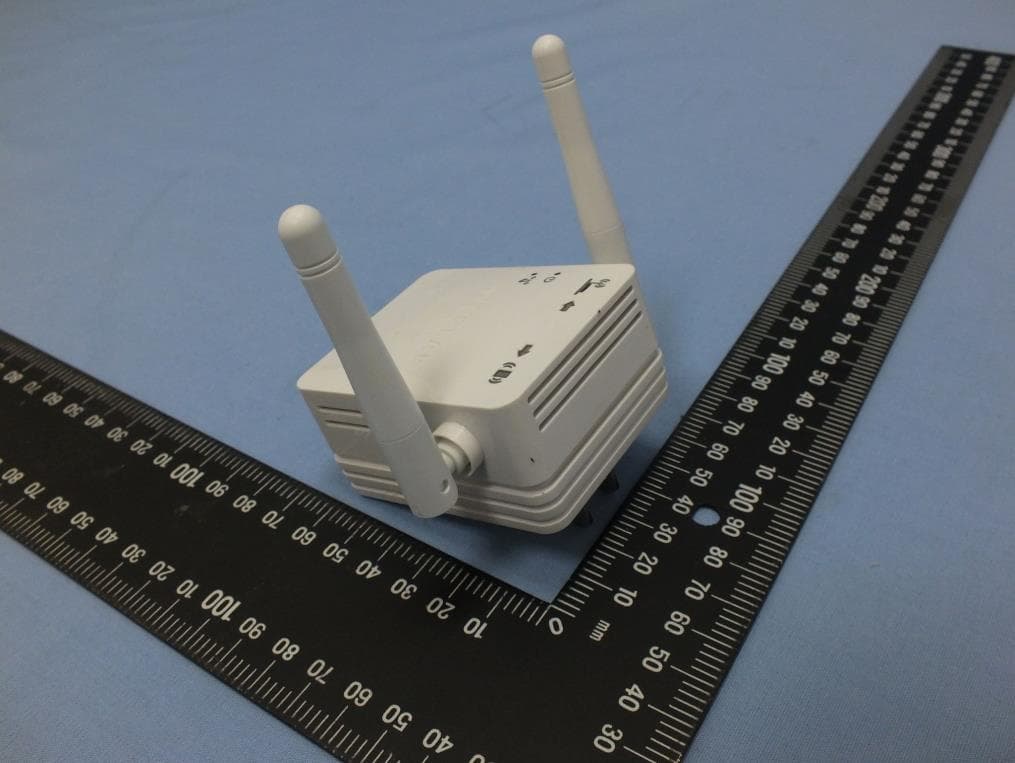 Universal WiFi Range Extender - FCC ID PY314100251 - Netgear Incorporated (2)