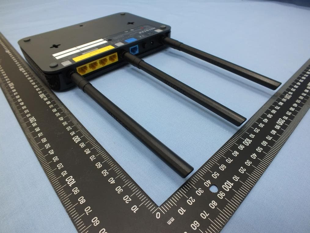 AC750 Wireless Dual Band Gigabit Router - FCC ID PY314100253 - Netgear Incorporated (1)