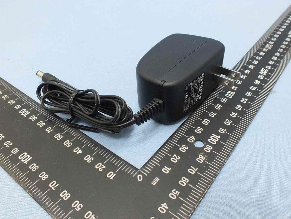 N600 Wifi Dual Band Gigabit Router - FCC ID PY314200275 - Netgear Incorporated (3)