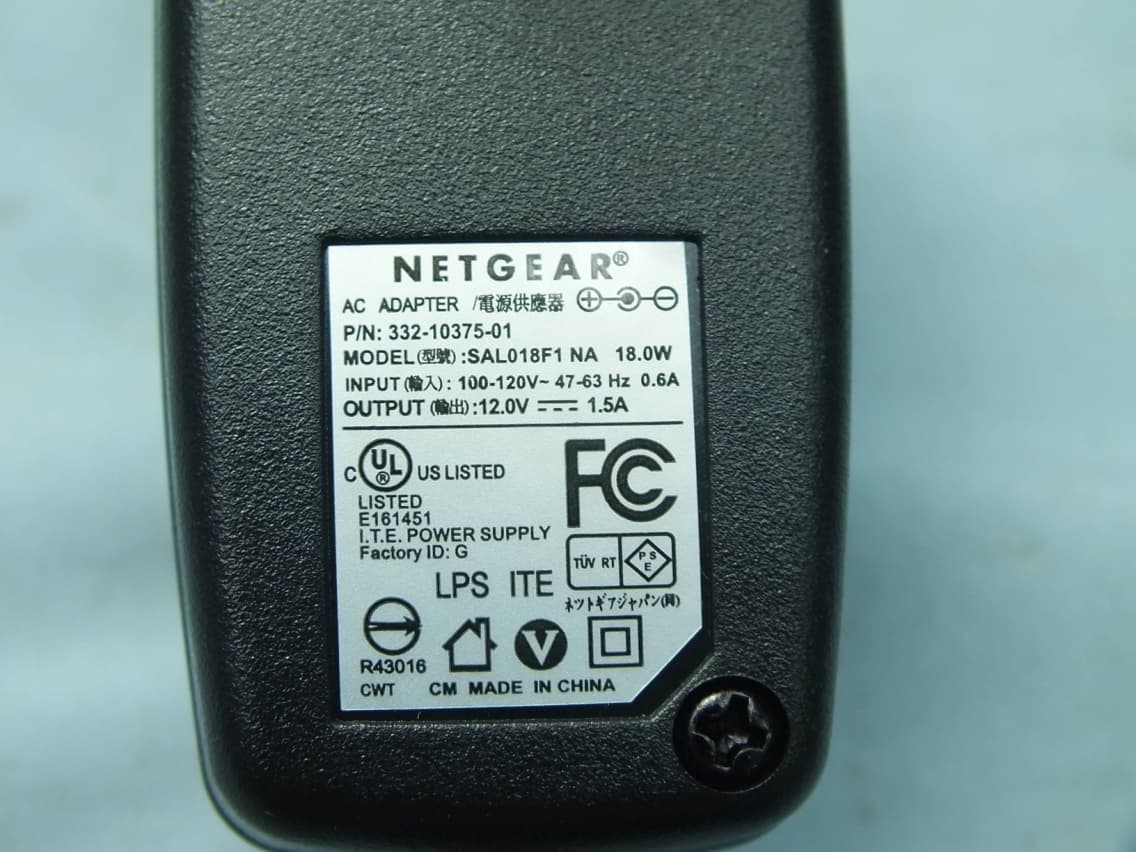 N750 Wireless Dual Band Gigabit Router - FCC ID PY314200276 - Netgear Incorporated (1)