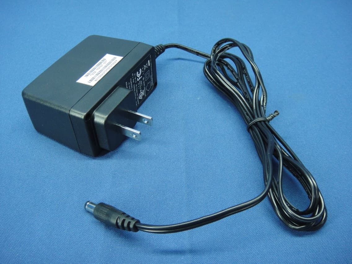 N600 WIFI Cable Modem Router - FCC ID PY315100303 - Netgear Incorporated (2)