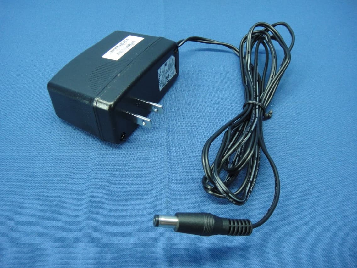 N600 WIFI Cable Modem Router - FCC ID PY315100303 - Netgear Incorporated (1)