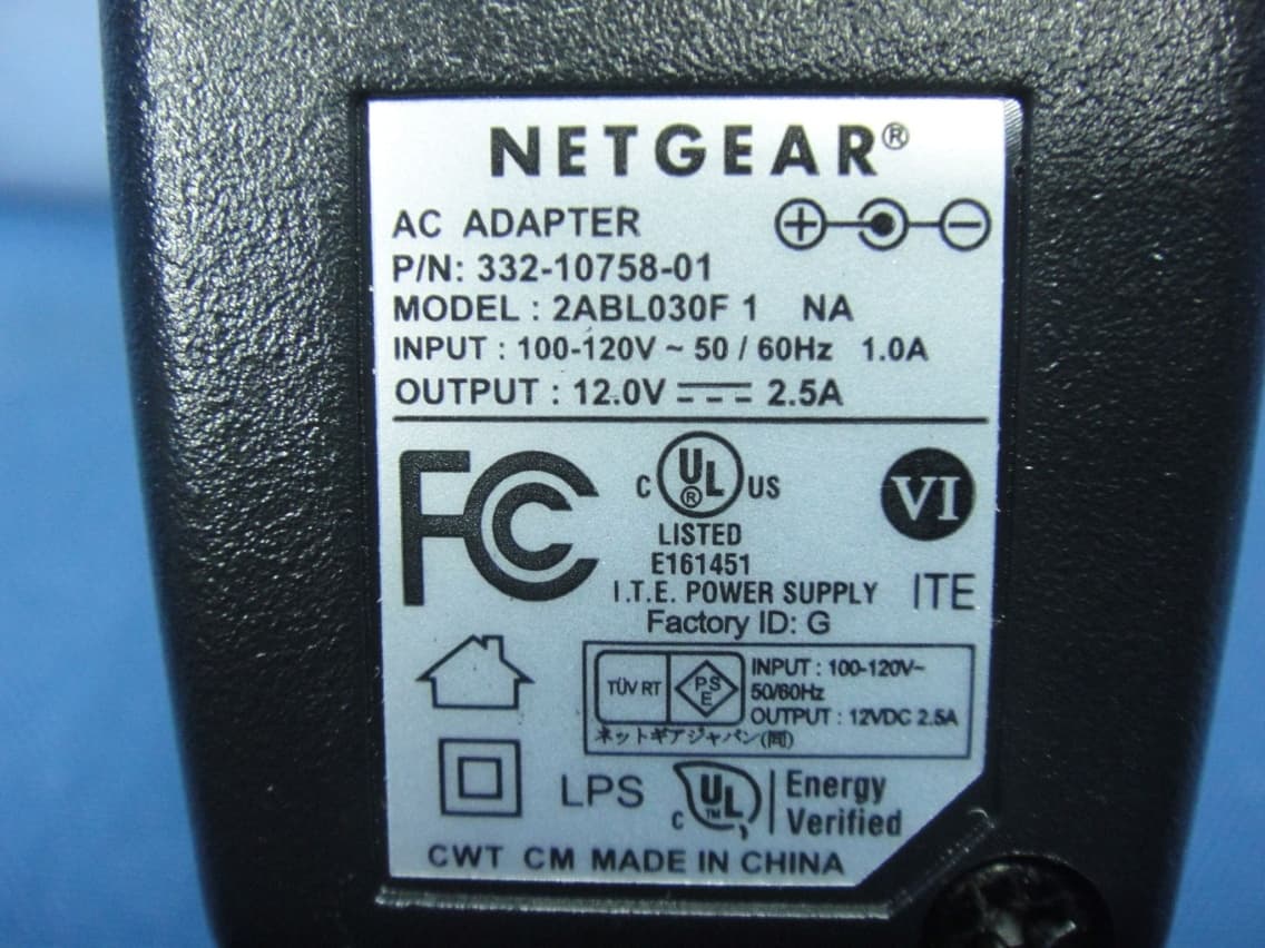 ProSAFE Dual Band Wireless AC Access Point - FCC ID PY315300321 - Netgear Incorporated (2)