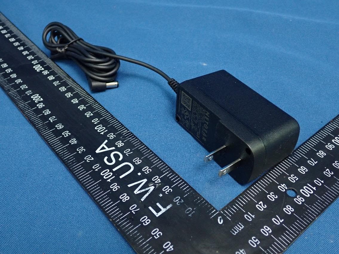 Meural Canvas - FCC ID PY320200500 - Netgear Incorporated