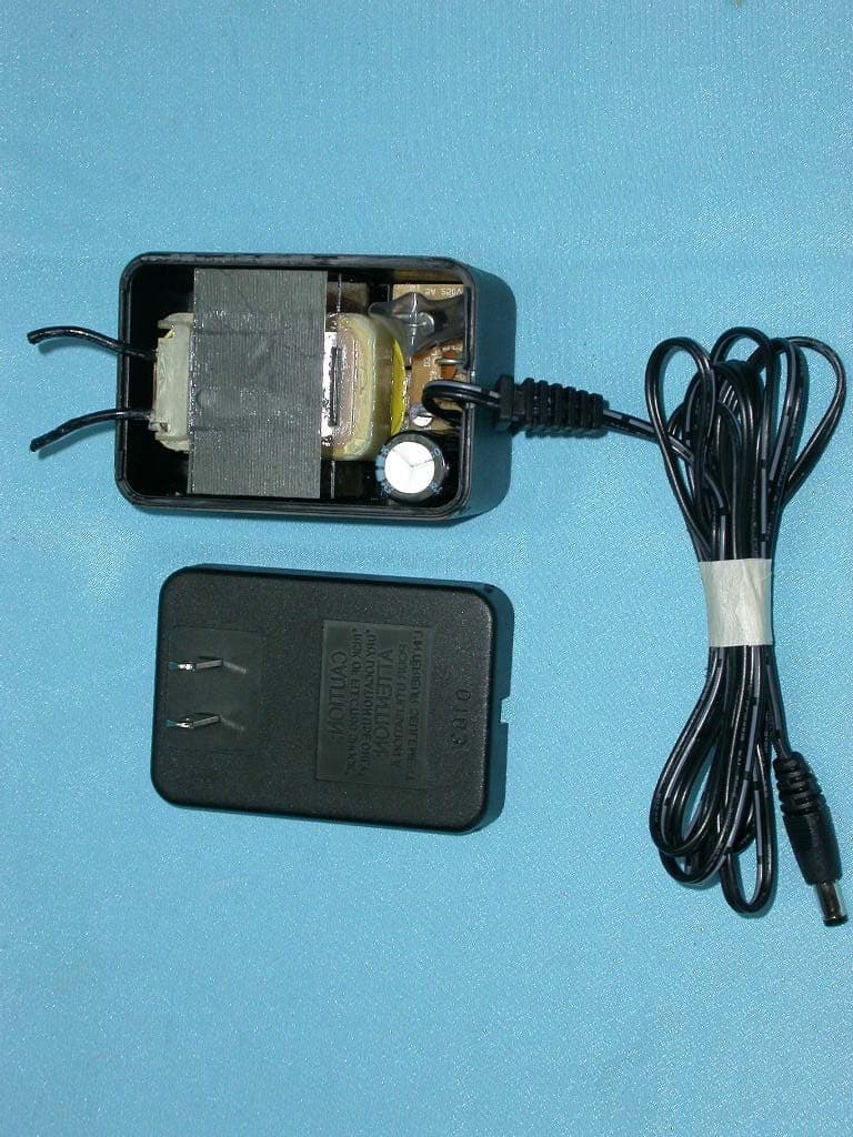54Mbps Wireless Access Point - FCC ID PY3WG602 - Netgear Incorporated (2)