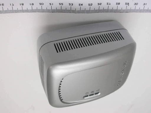 54Mbps Wireless Powerline Access Point - FCC ID PY3WGX102 - Netgear Incorporated (2)