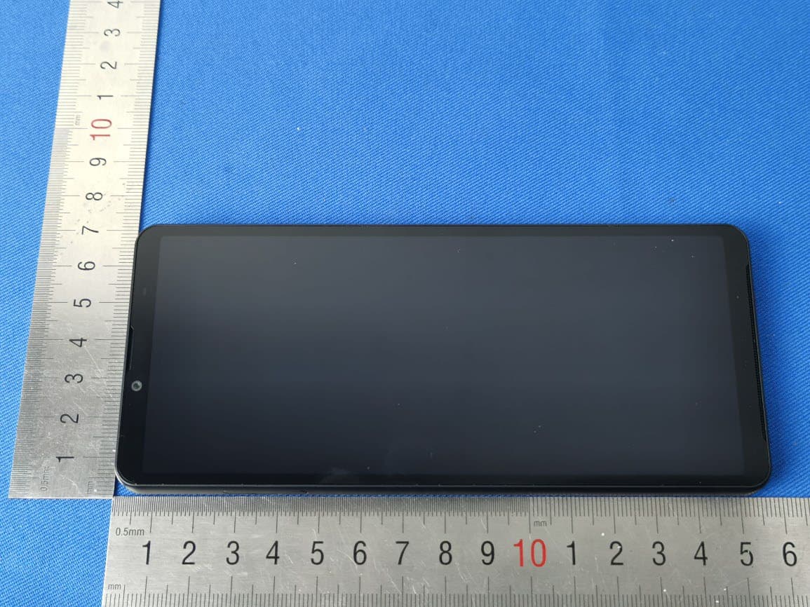GSM/WCDMA/LTE Phone with BT, DTS/UNII a/b/g/n/ac, NFC and GNSS - FCC ID PY7-18176E - Sony Corporation