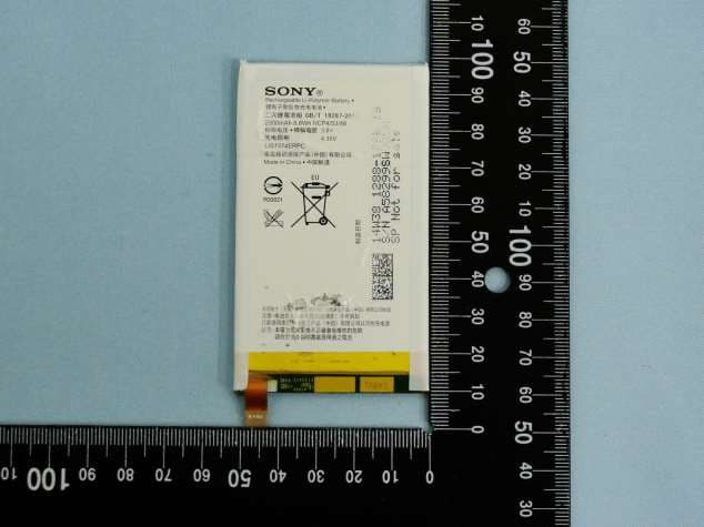 Smart phone - FCC ID PY7-PM0633 - Sony Corporation