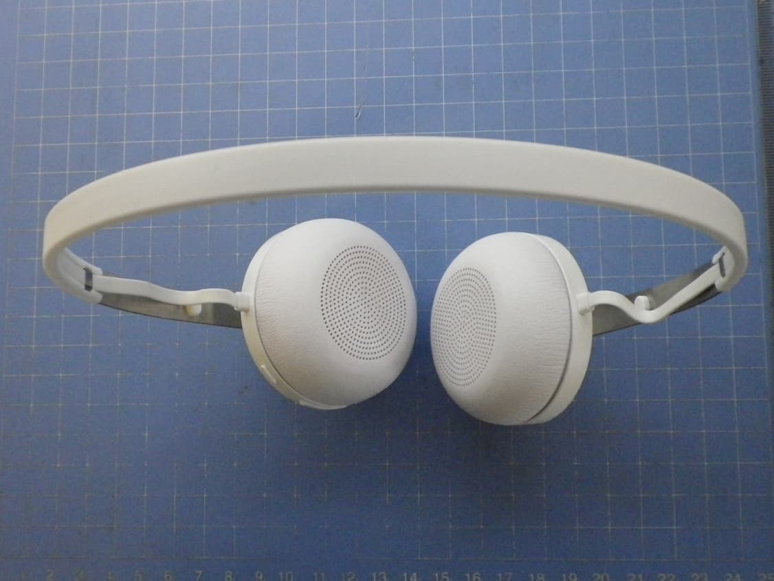 Bluetooth Headset - FCC ID PY7-RD0170 - Sony Corporation