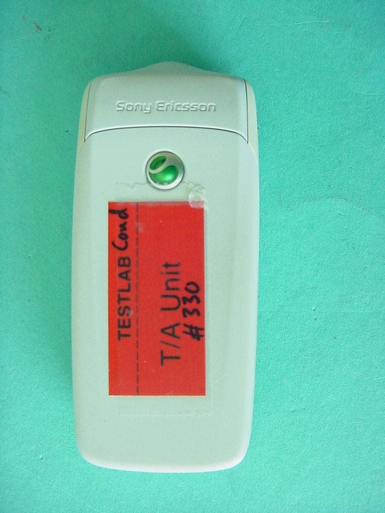 Licensed Portable - FCC ID PY71130402 - Sony Corporation (3)