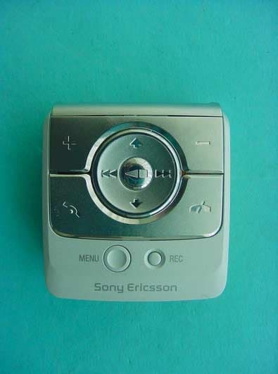Bluetooth Music Handsfree - FCC ID PY78408001 - Sony Corporation