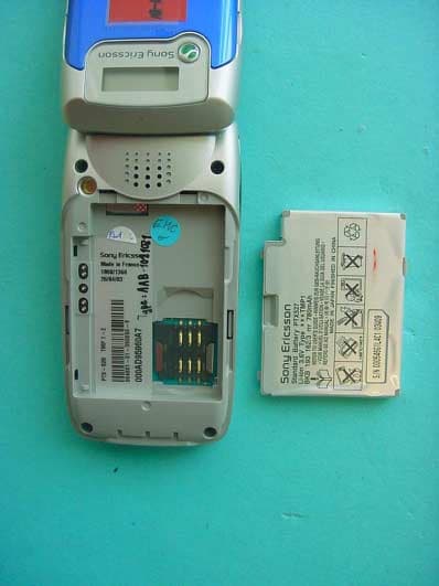 Licensed Transmitter - FCC ID PY7A1021031 - Sony Corporation (2)