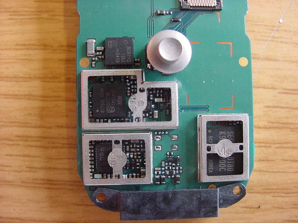 Licensed Transmitter - FCC ID PY7A1021041 - Sony Corporation (1)