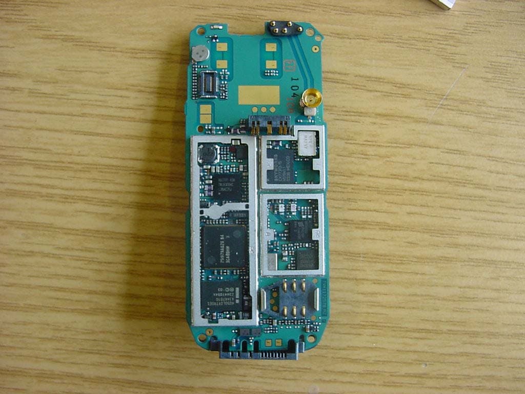 Licensed Transmitter - FCC ID PY7A1021041 - Sony Corporation (4)