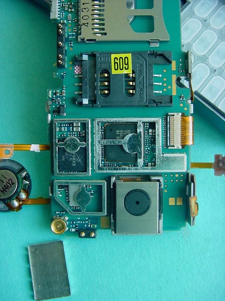 Licensed Transmitter - FCC ID PY7A1021051 - Sony Corporation (1)