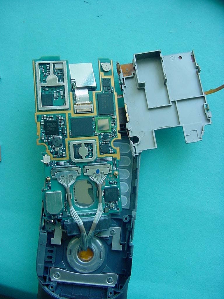 Licensed Transmitter - FCC ID PY7A1021051 - Sony Corporation (2)