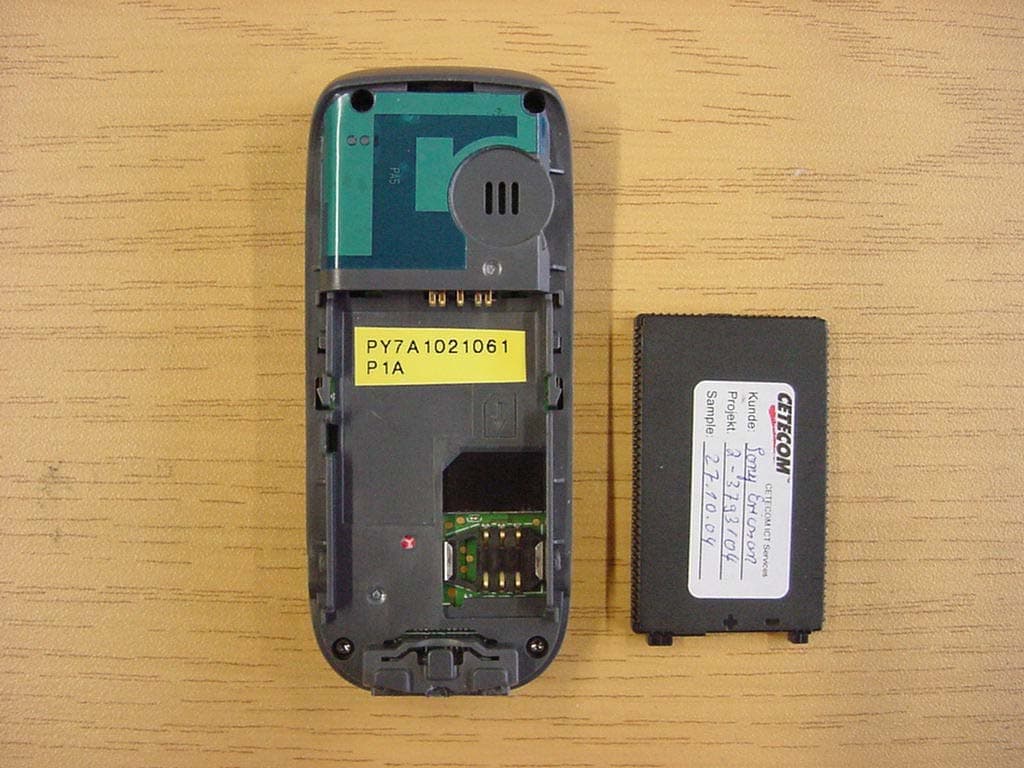 Licensed Transmitter - FCC ID PY7A1021061 - Sony Corporation (5)