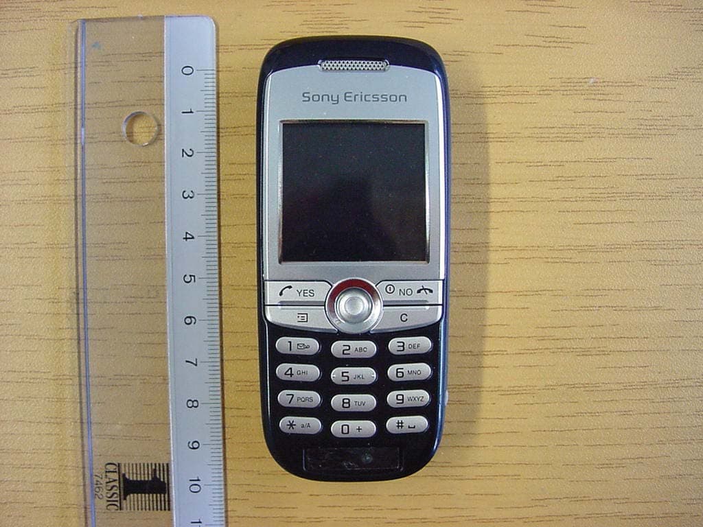 Licensed Transmitter - FCC ID PY7A1021061 - Sony Corporation (4)