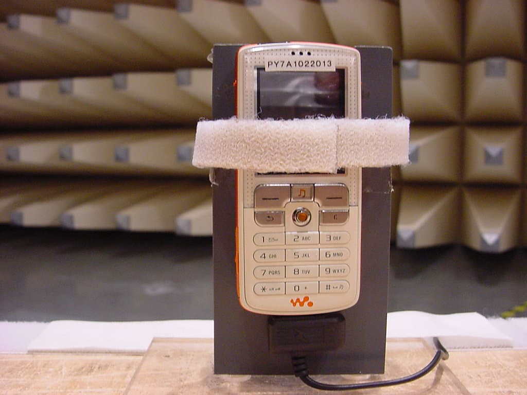 Licensed transmitter - FCC ID PY7A1022013 - Sony Corporation (1)