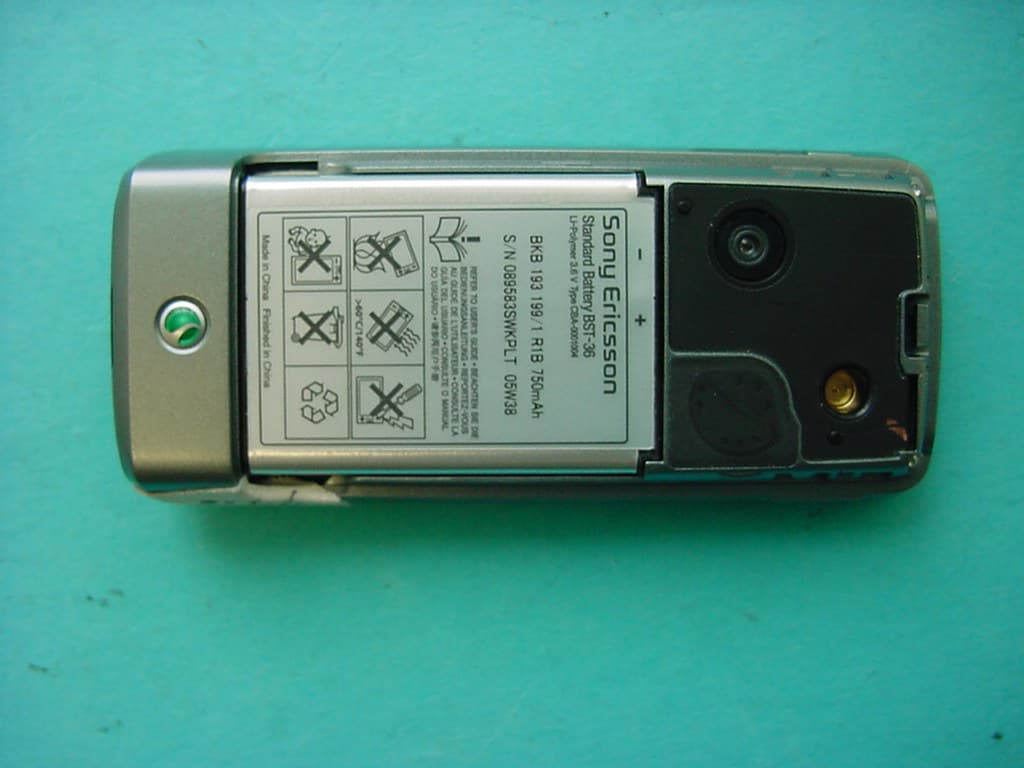 Licensed Transmitter - FCC ID PY7A1022041 - Sony Corporation (1)