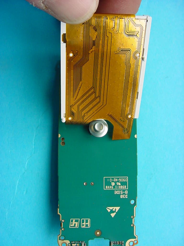 GSM900/1800/1900 GPRS Mobile Phone - FCC ID PY7A1022042 - Sony Corporation (1)