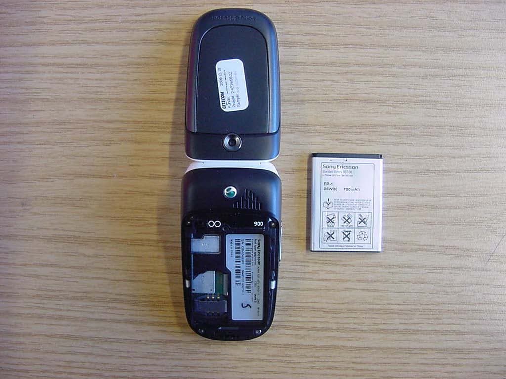 Licensed transmitter - FCC ID PY7A1022051 - Sony Corporation (4)