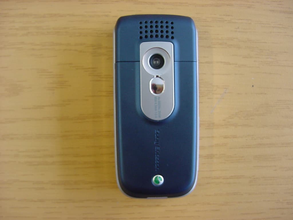 GSM 850/1800/1900 Mobile Phone - FCC ID PY7A1031021 - Sony Corporation (2)