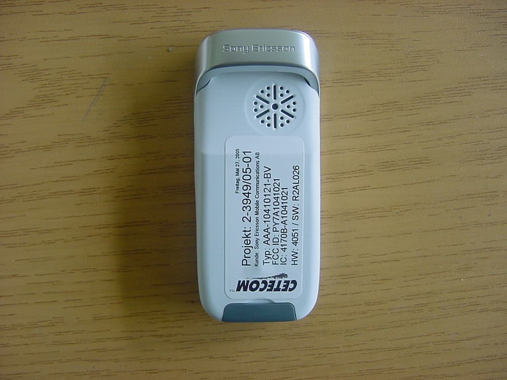 Licensed Transmitter - FCC ID PY7A1041021 - Sony Corporation (5)