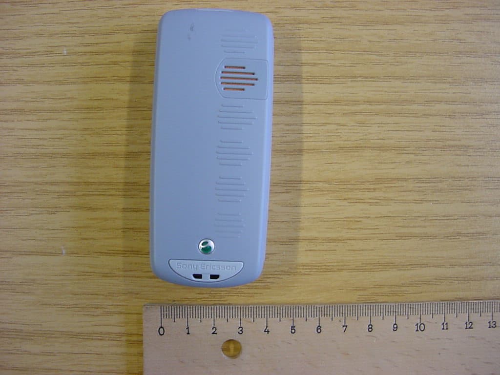 Licensed Transmitter - FCC ID PY7A1042011 - Sony Corporation (4)