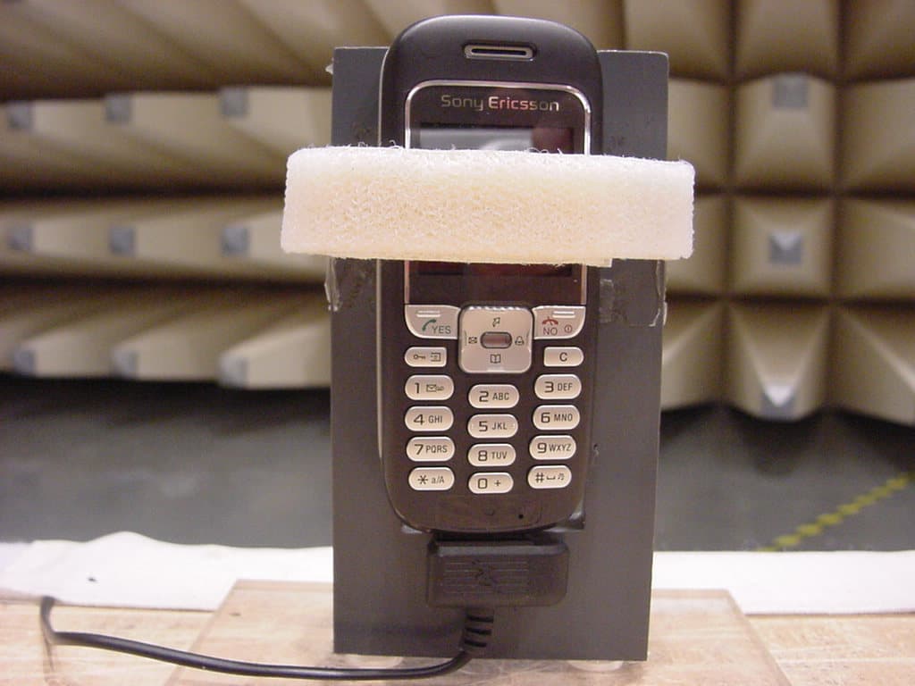 Licensed Transmitter - FCC ID PY7A1042012 - Sony Corporation (1)