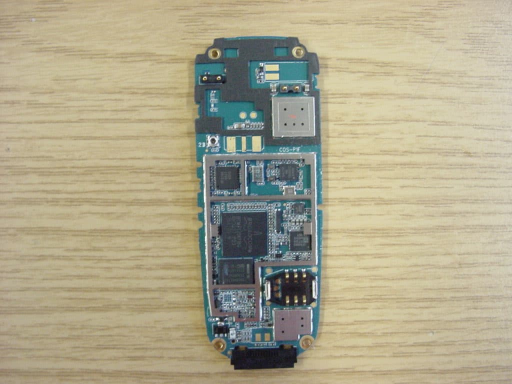 Licensed Transmitter - FCC ID PY7A1042012 - Sony Corporation (4)