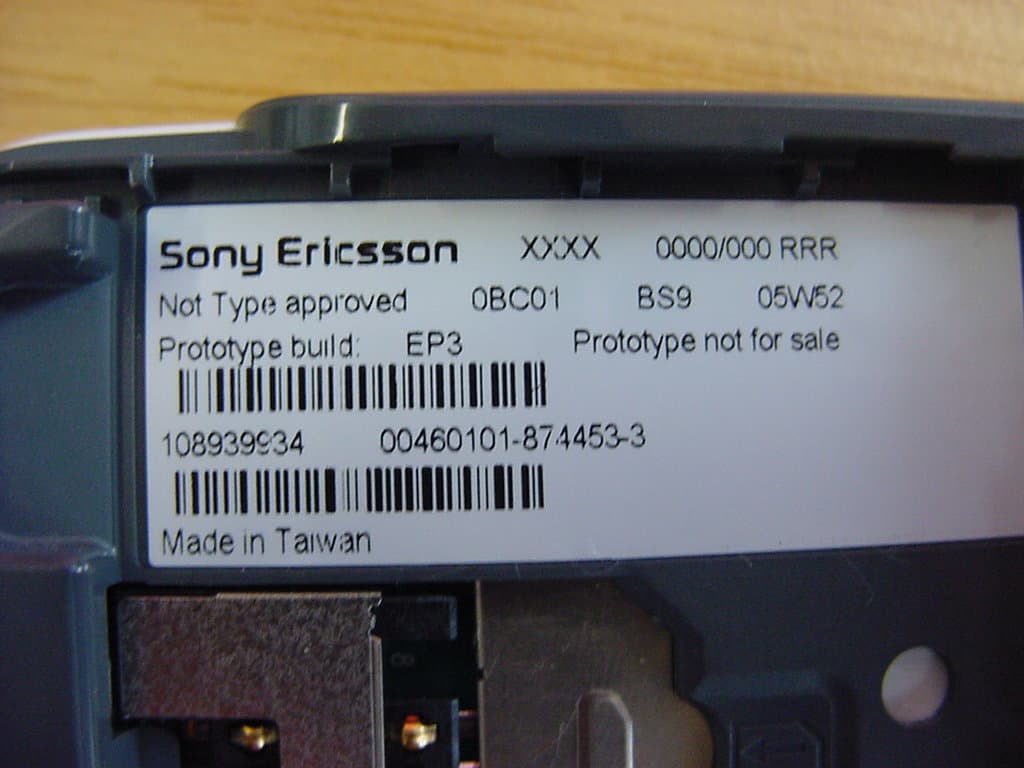 Licensed Transmitter - FCC ID PY7A1042021 - Sony Corporation (1)