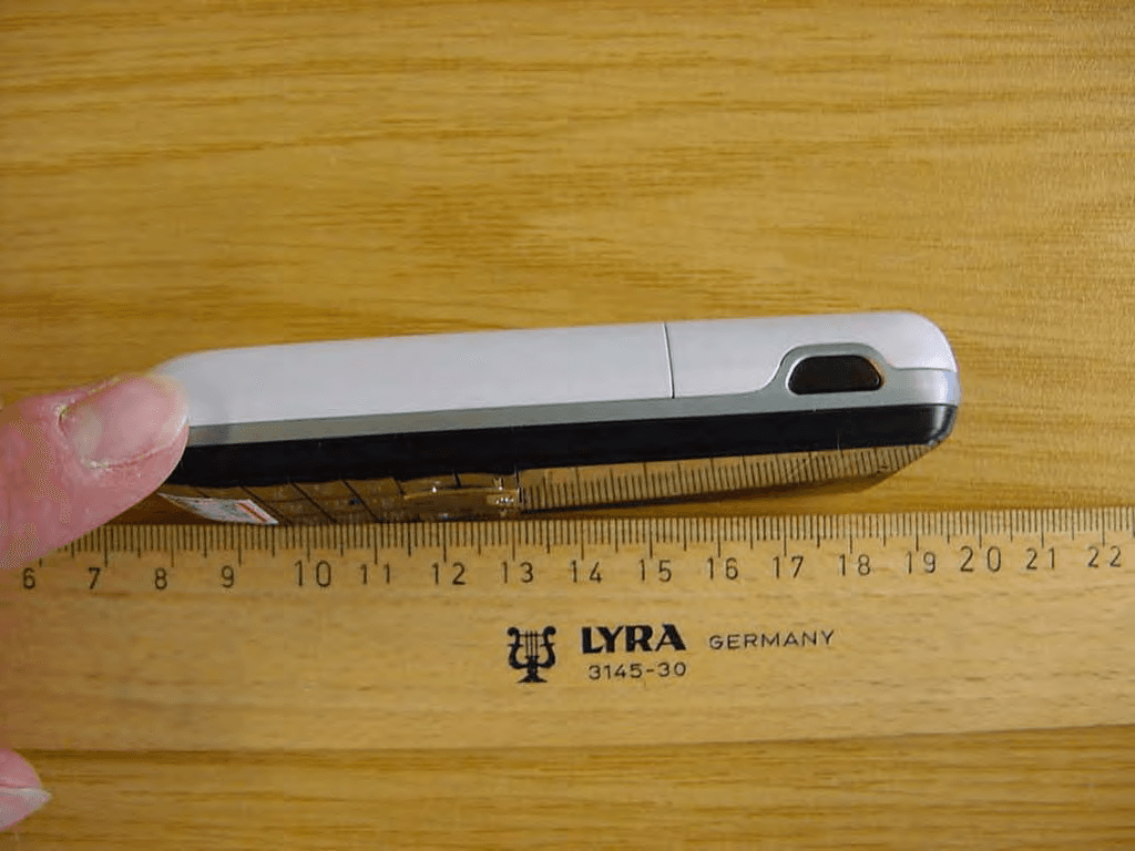 Licensed transmitter - FCC ID PY7A1042052 - Sony Corporation (3)