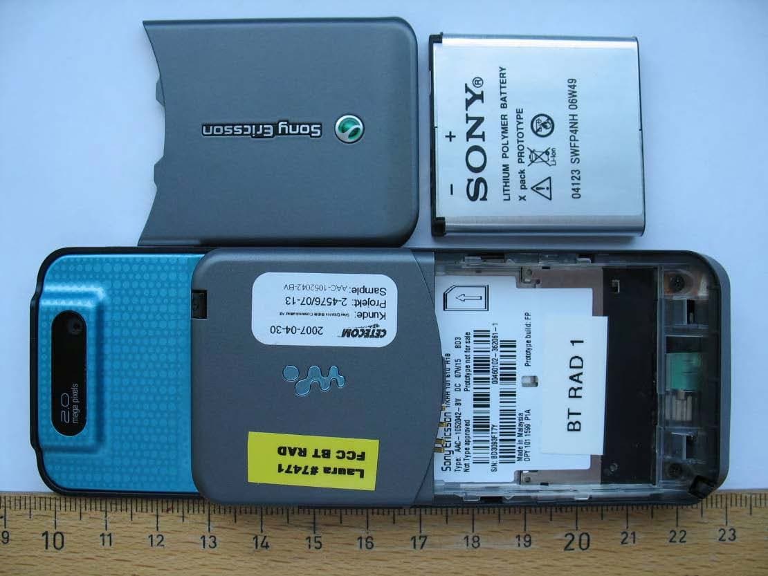 Licensed transmitter - FCC ID PY7A1052042 - Sony Corporation