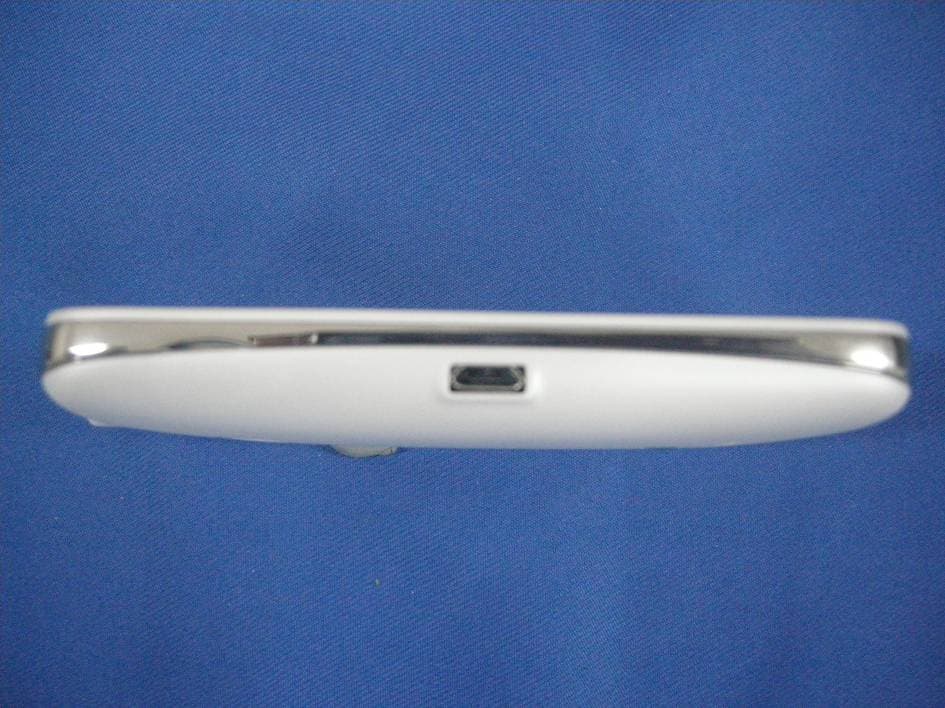 Mobile phone with Bluetooth, WLAN 802.11bg and FM Rx - FCC ID PY7A1880033 - Sony Corporation (2)