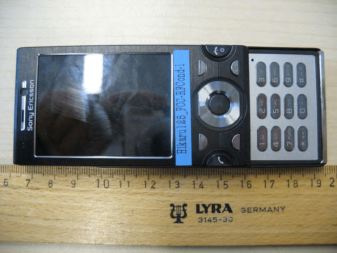 GSM 850/900/1800/1900 GPRS / EDGE / UMTS FDD1&2&5 HSDPA / HSUPA mobile phone with Bluetooth, WLAN, A-GPS, FM receiver - FCC ID PY7A3880035 - Sony Corporation (1)