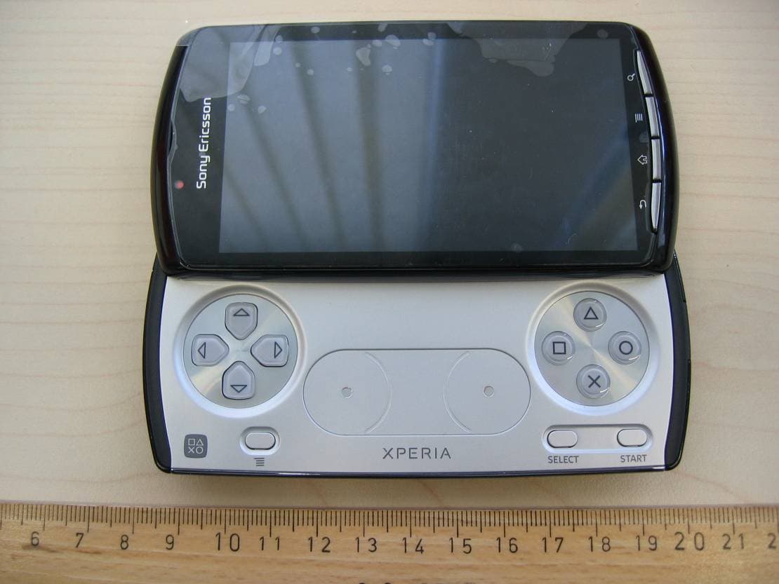GSM 850/900/1800/1900 GPRS / EDGE / UMTS FDD1/2/5/6 HSPA mobile phone with Bluetooth, WLAN 802.11bgn, GPS/A-GPS, FM receiver - FCC ID PY7A3880087 - Sony Corporation