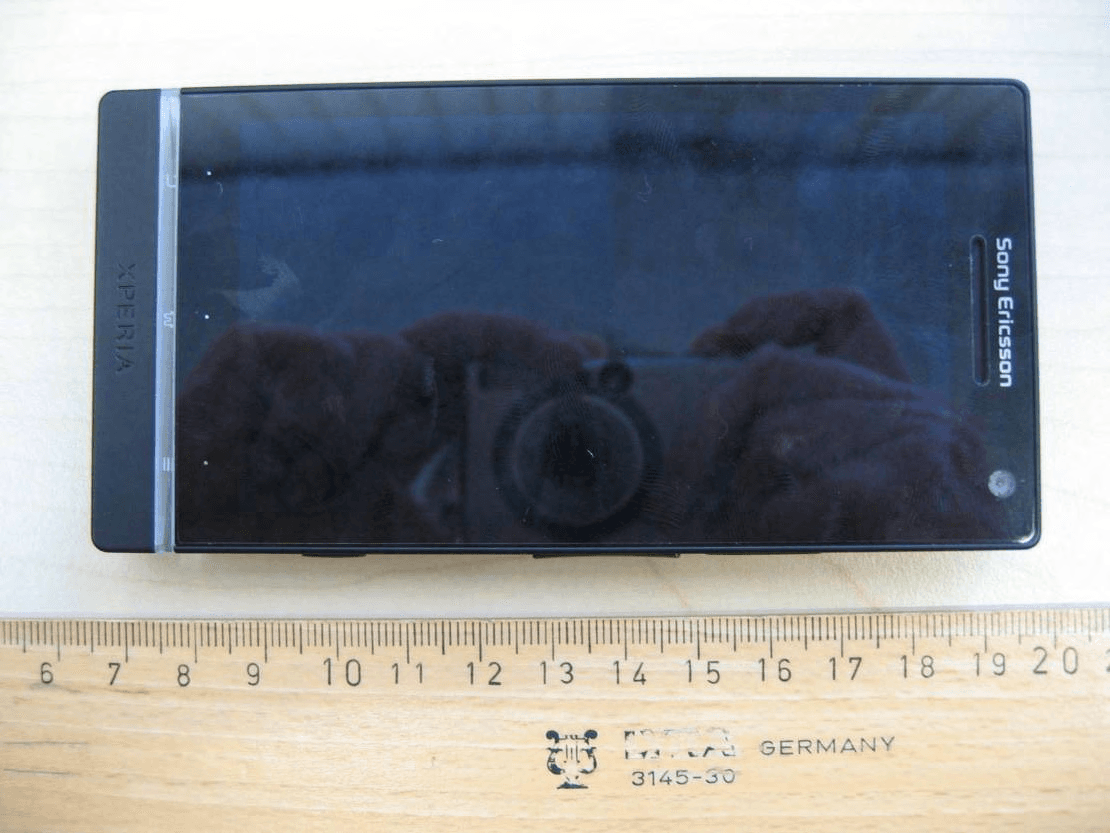 Mobile phone with Bluetooth, WLAN 802.11bgn, GPS/A-GPS, ANT+, RFID and FM Rx - FCC ID PY7A3880120 - Sony Corporation (1)