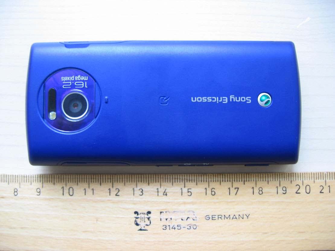 CDMA 2000 and GSM 900/1800/1900 GPRS mobile phone with Bluetooth, W-LAN and GPS - FCC ID PY7A5880012 - Sony Corporation (3)