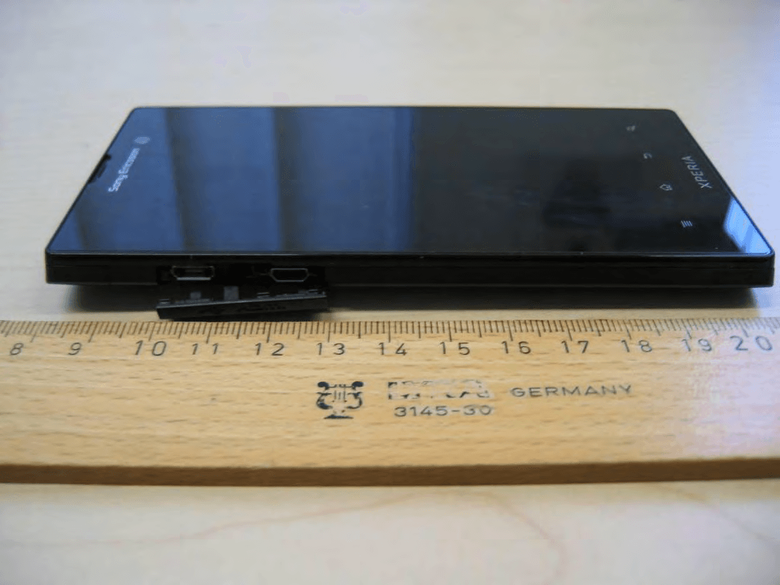 Mobile phone with Bluetooth, WLAN 802.11bgn, GPS/A-GPS, ANT+, RFID  and FM Rx - FCC ID PY7A8880001 - Sony Corporation (5)