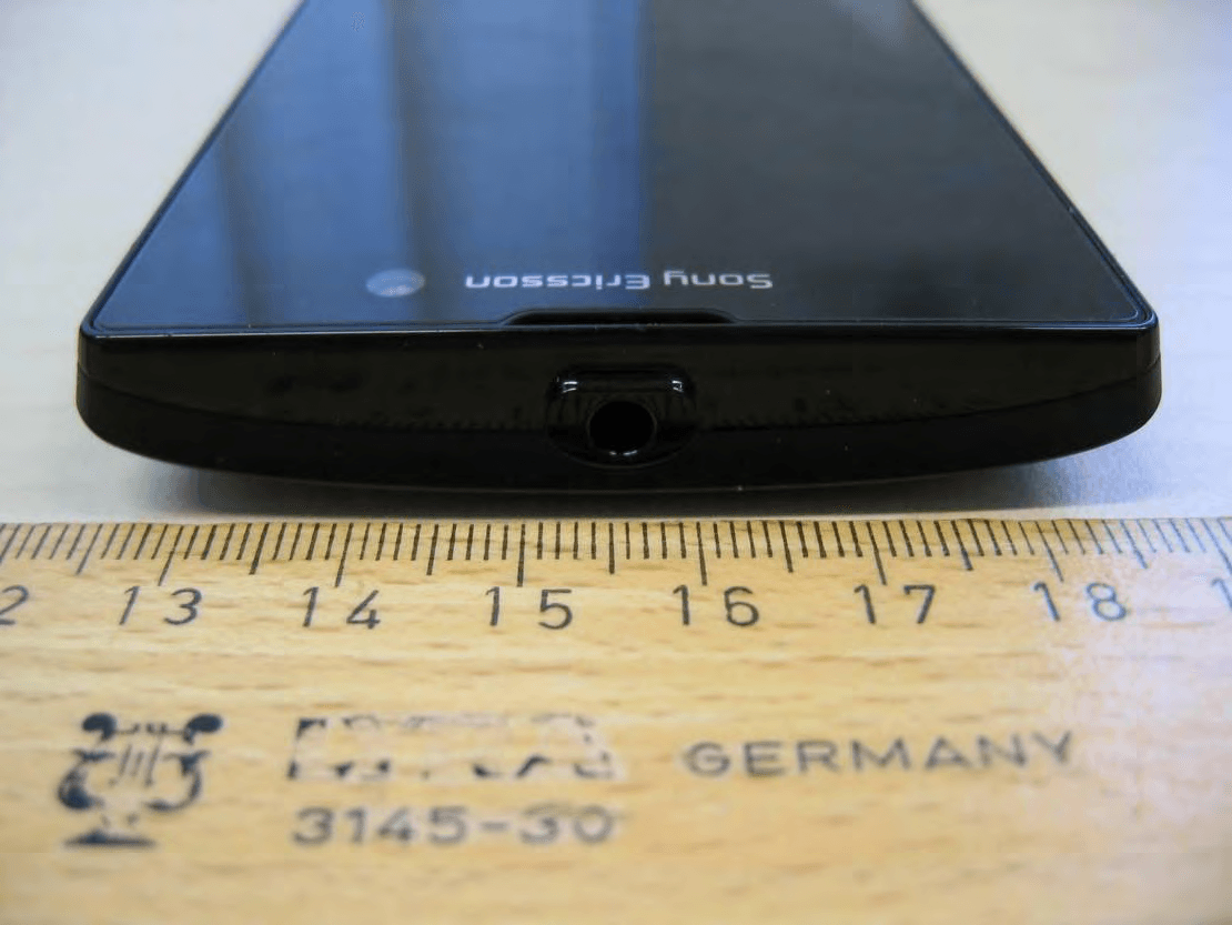 Mobile phone with Bluetooth, WLAN 802.11bgn, GPS/A-GPS, ANT+, RFID  and FM Rx - FCC ID PY7A8880001 - Sony Corporation (2)