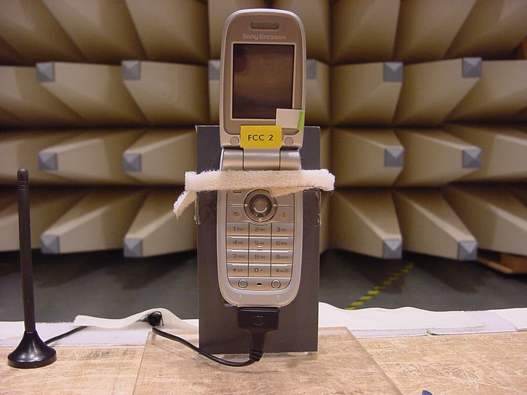 Licensed Transmitter - FCC ID PY7AC052012 - Sony Corporation (4)