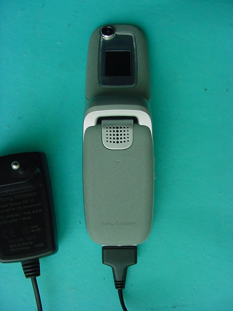 Licensed Transmitter - FCC ID PY7AC052014 - Sony Corporation